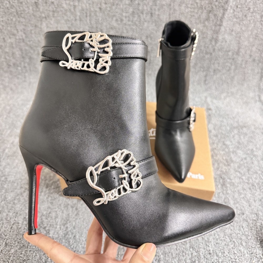 Chr1st1an Louboutin Giddylina 100 Leather Ankle Boots Black P00992472