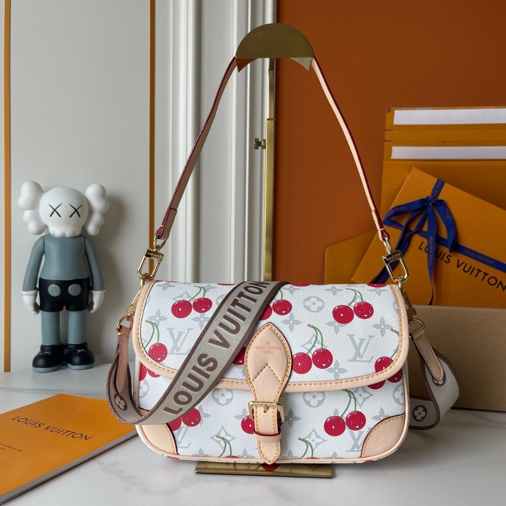 L0vis Vvtt0n X Takashi Murakami Diane Bag Monogram Cherry White 25Cm
