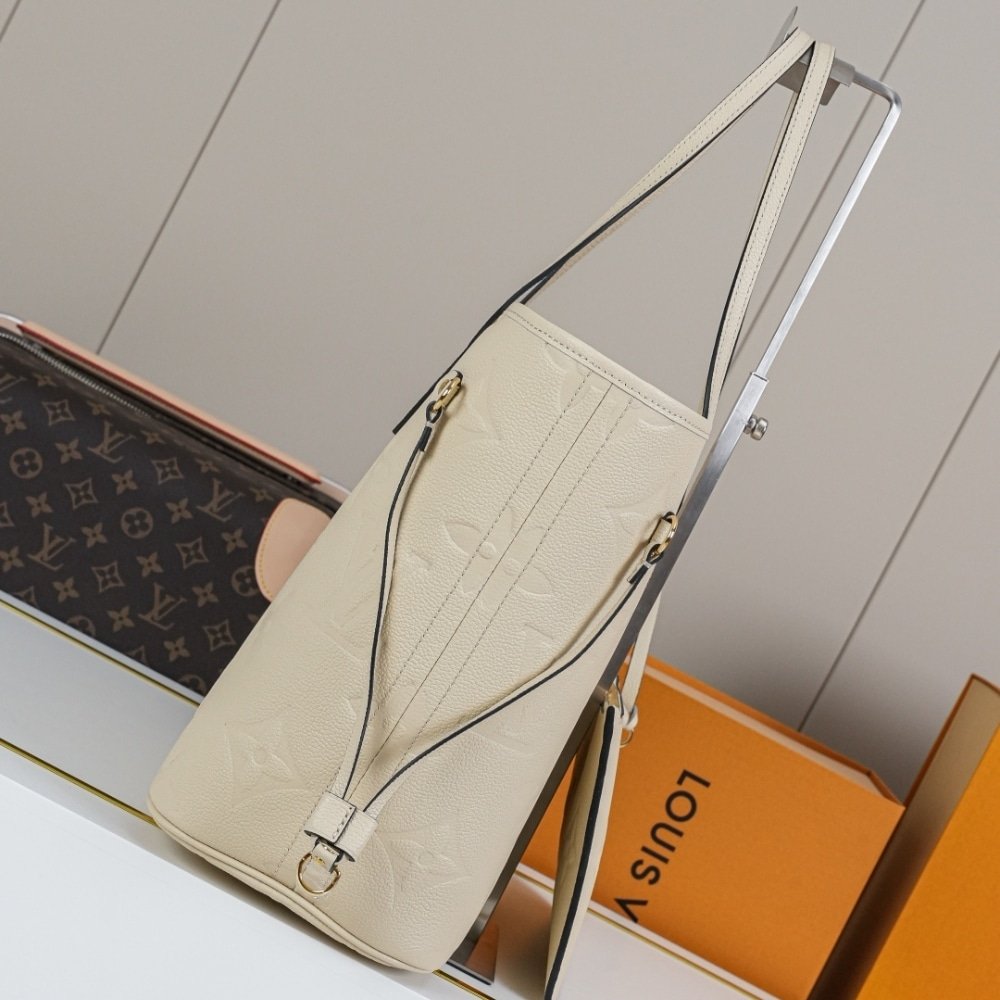 L0vis Vvtt0n Neverfull MM Crème Beige 31Cm M46676
