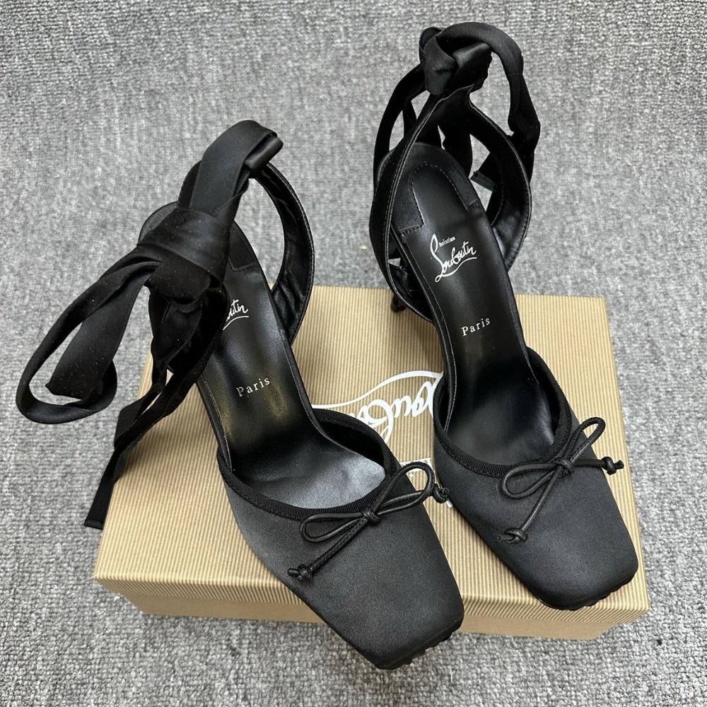 Chr1st1an Louboutin Cassia Lace Up Black 1250498B439