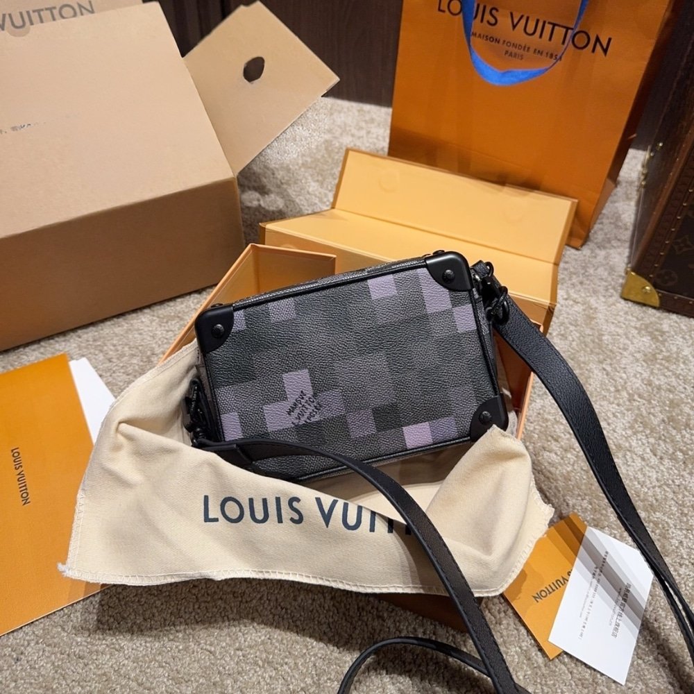 L0vis Vvtt0n Mini Soft Trunk Box Bag Black 18Cm M14922