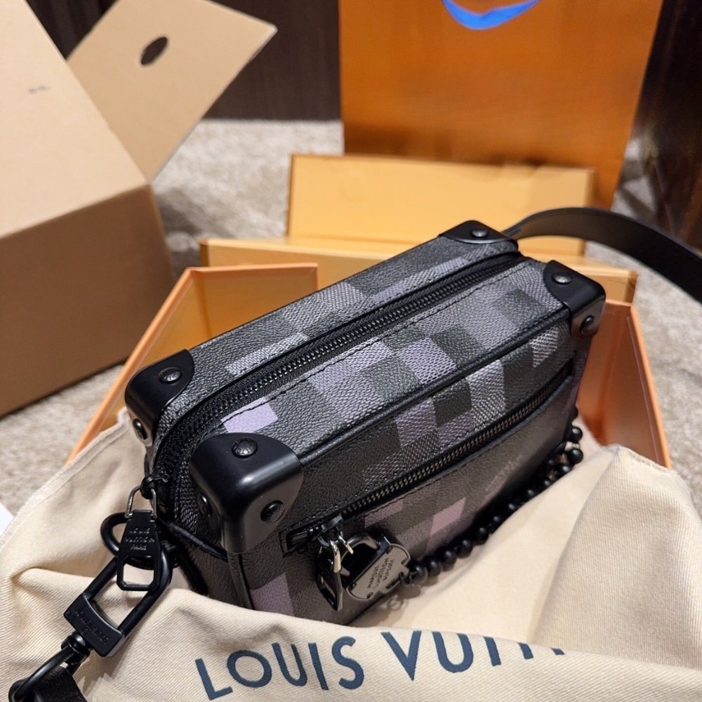 L0vis Vvtt0n Mini Soft Trunk Box Bag Black 18Cm M14922