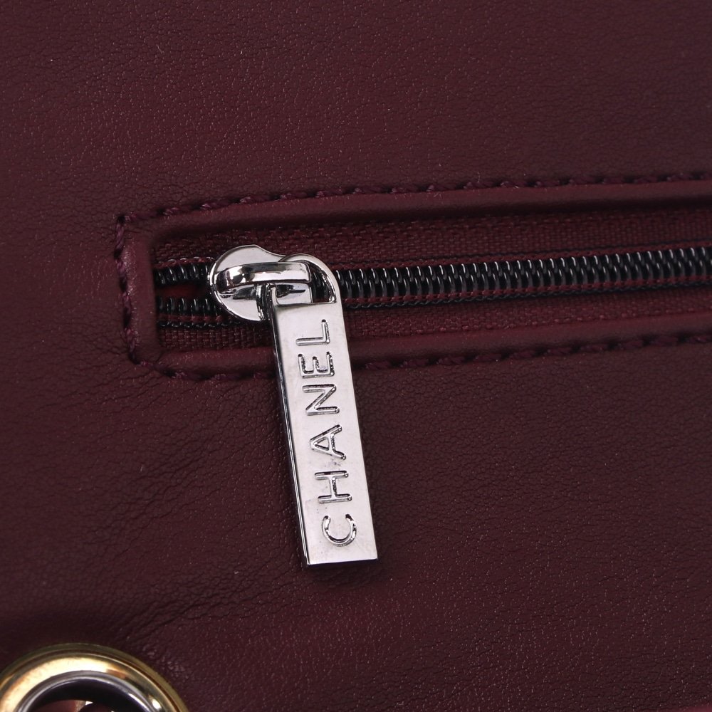 Ch**el Medium Classic Double Flap Burgundy Silver Hardware 27Cm