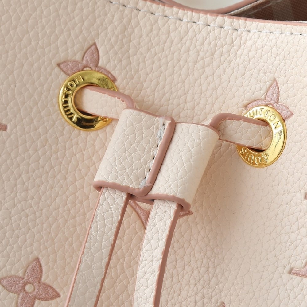 L0vis Vvtt0n Neonoé BB Bag Eden Beige 20Cm M14401