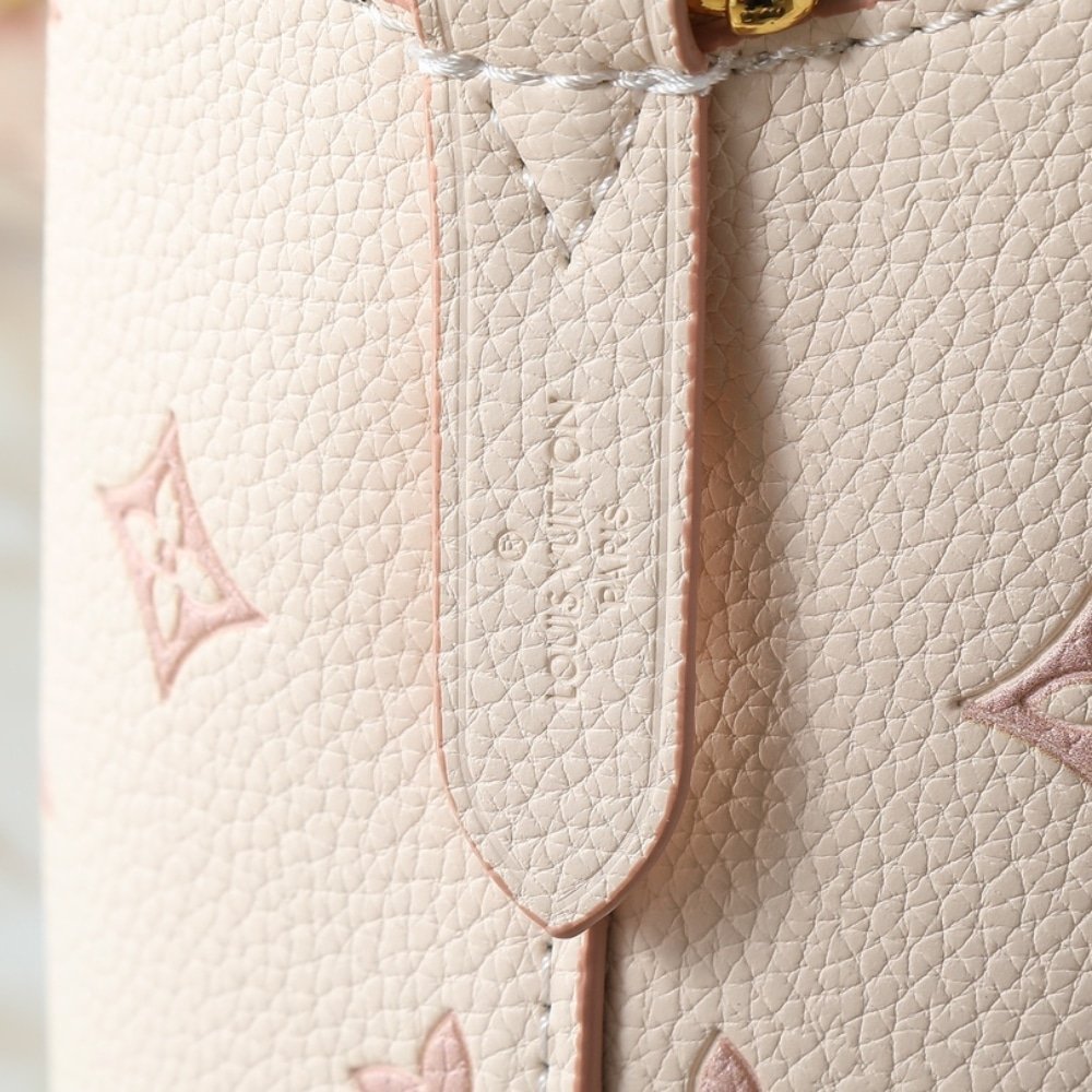 L0vis Vvtt0n Neonoé BB Bag Eden Beige 20Cm M14401