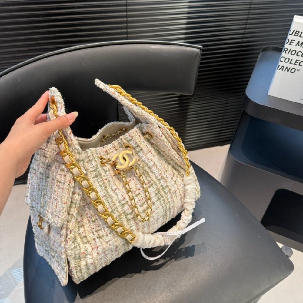 Ch**el 25 Small Handbag Tweed And Gold Tone Metal Khaki 26Cm As5293 B21178 Nr774