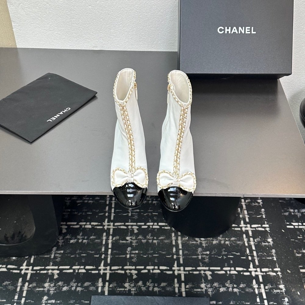 Ch**el Ribbon Chain Boots White