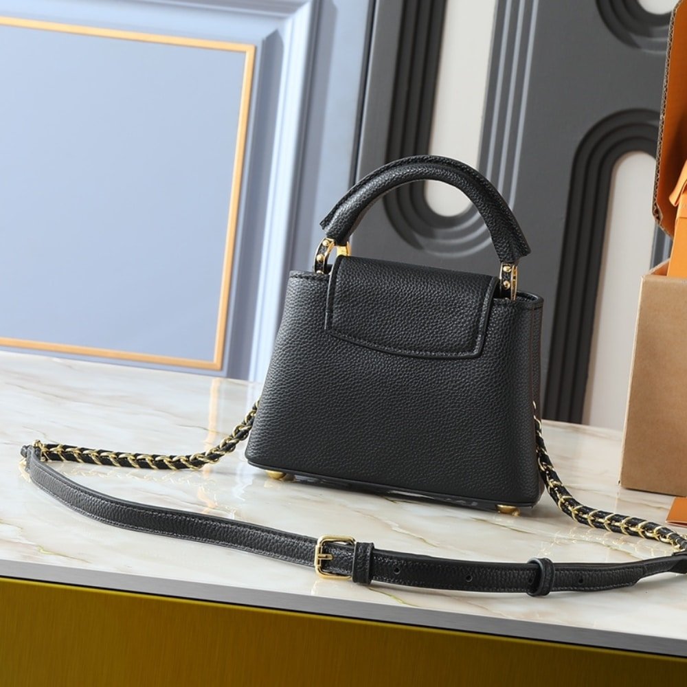 L0vis Vvtt0n Capucines Mini Black 21Cm