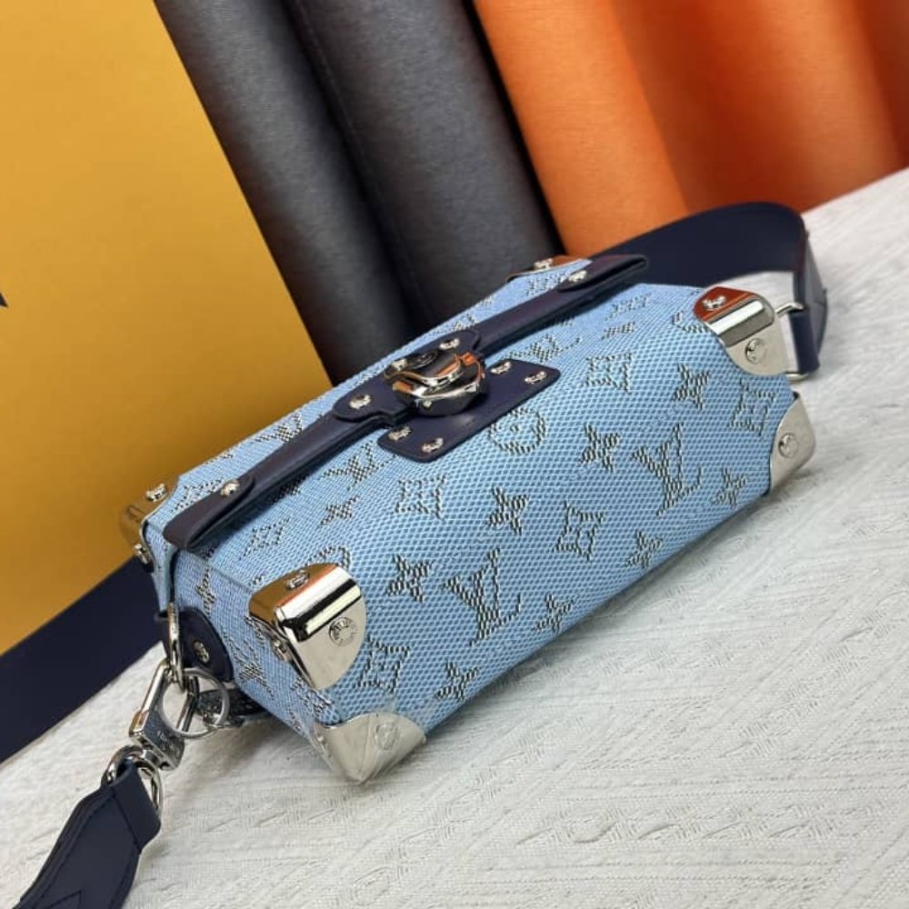 L0vis Vvtt0n Soul Trunk Bag Monogram Blue 19Cm M15035