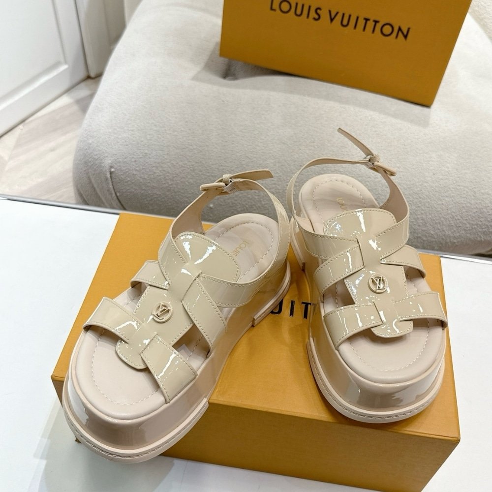 L0vis Vvtt0n Maya Platform Sandal Beige