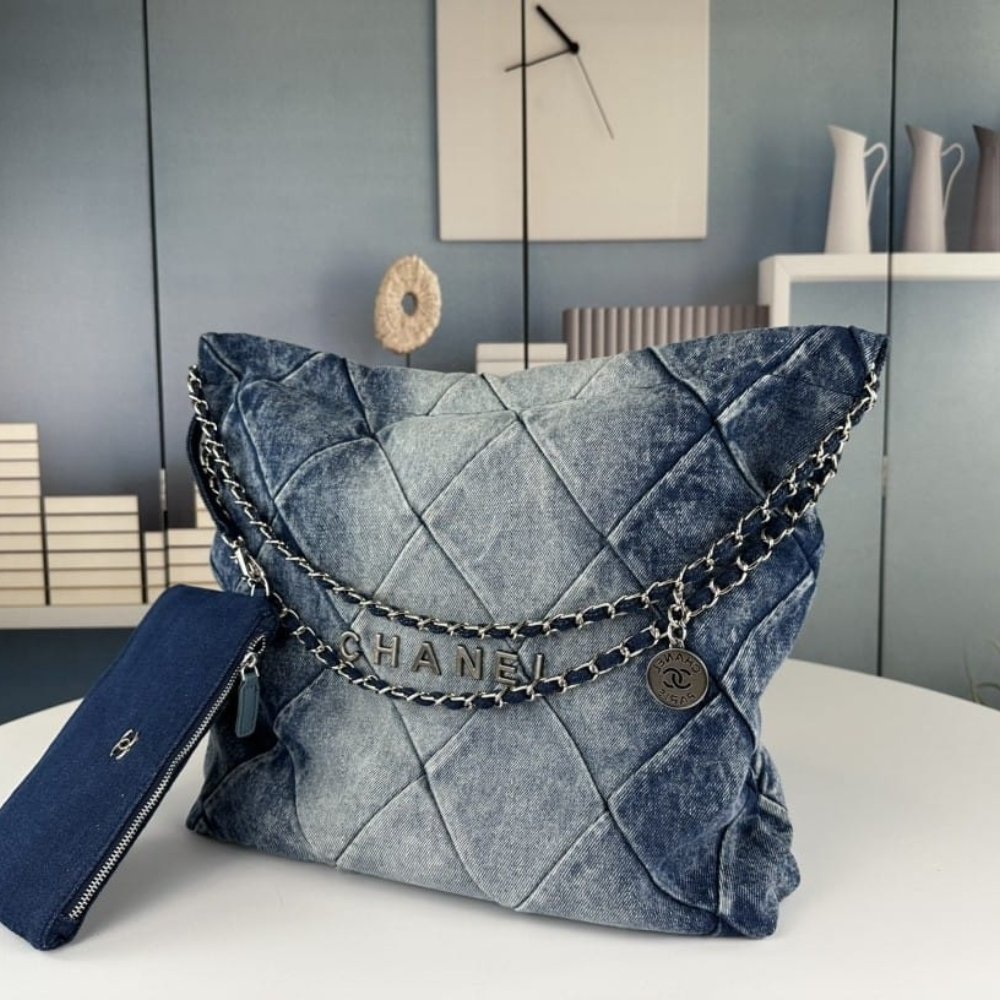 Ch**el 22 Handbag Washed Denim Silver Tone Metal Blue 41Cm AS3261 B10439 NM981