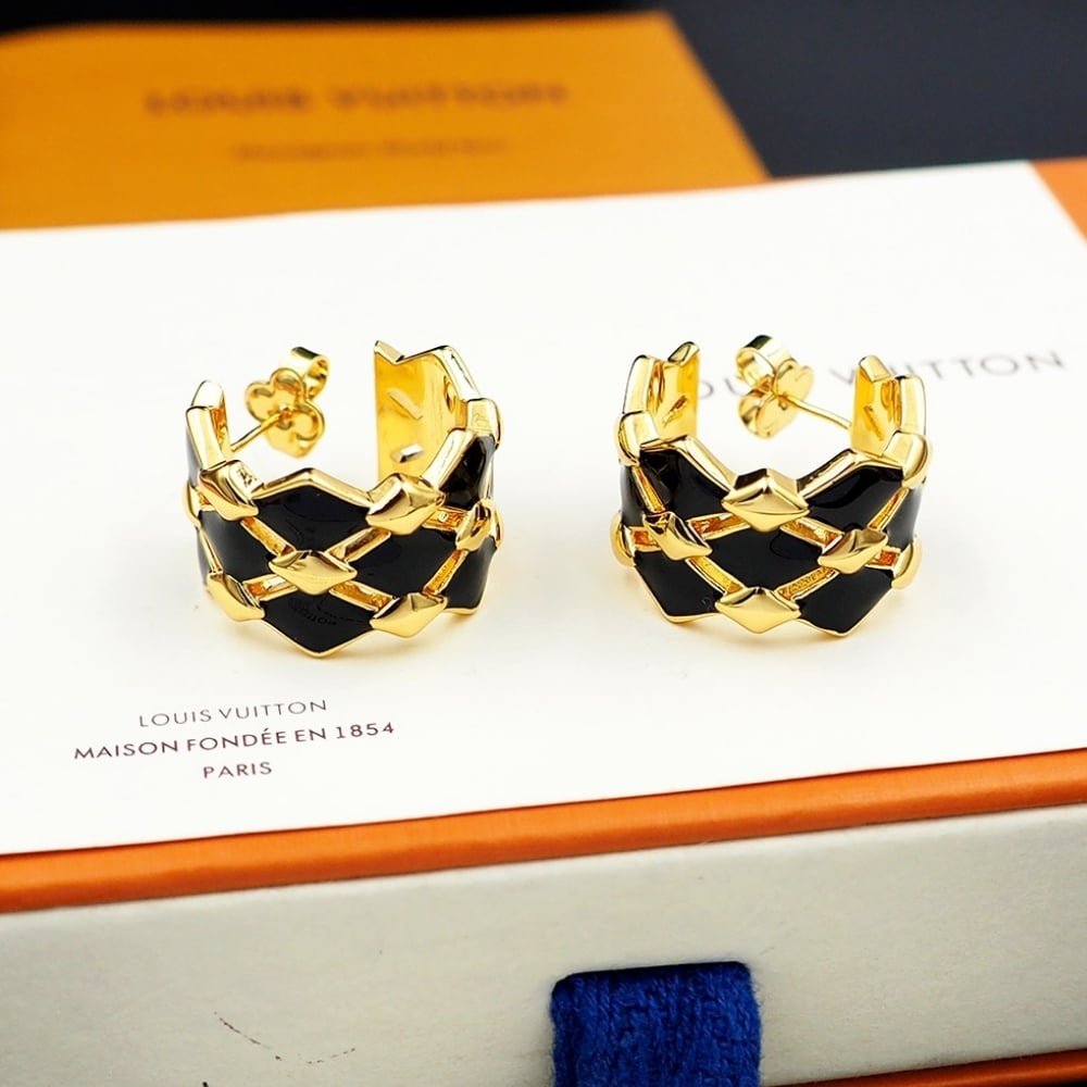 L0vis Vvtt0n Lv Malletage Earrings Gold M01685