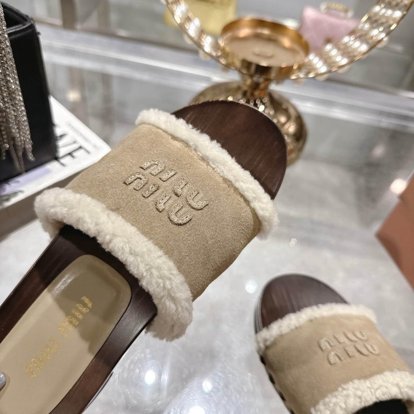 M1um1u Suede Clogs Desert Beige 5Z505E Z0G F0F24 F Zf30