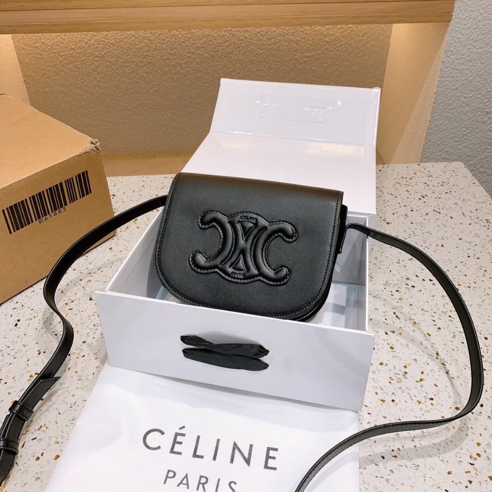 Ce1i*e Folco Cuir Triomphe In Smooth Black 18Cm 198263Du3 38No