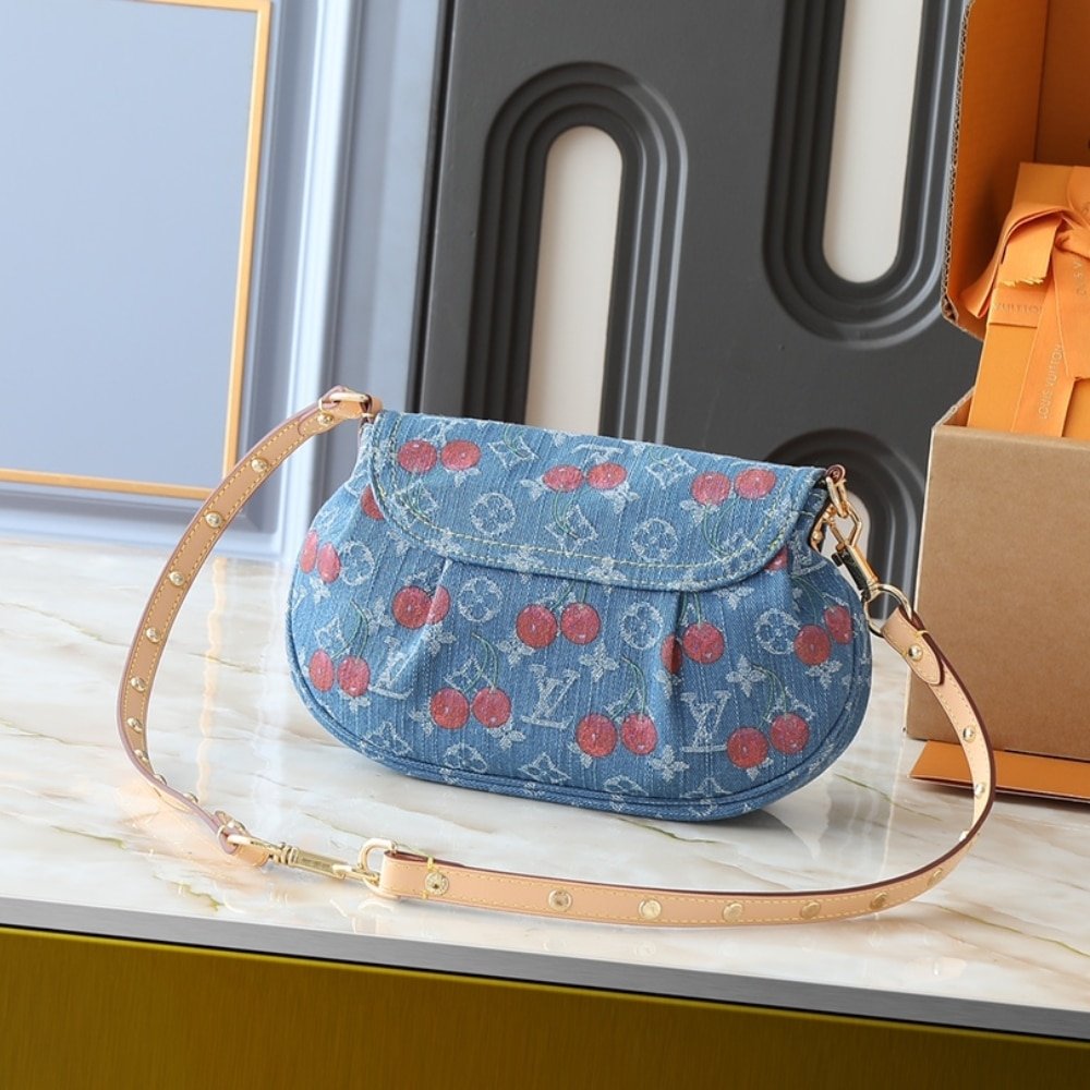 L0vis Vvtt0n X Takashi Murakami Sunset Monogram Cherry Denim Bag 27Cm M13680