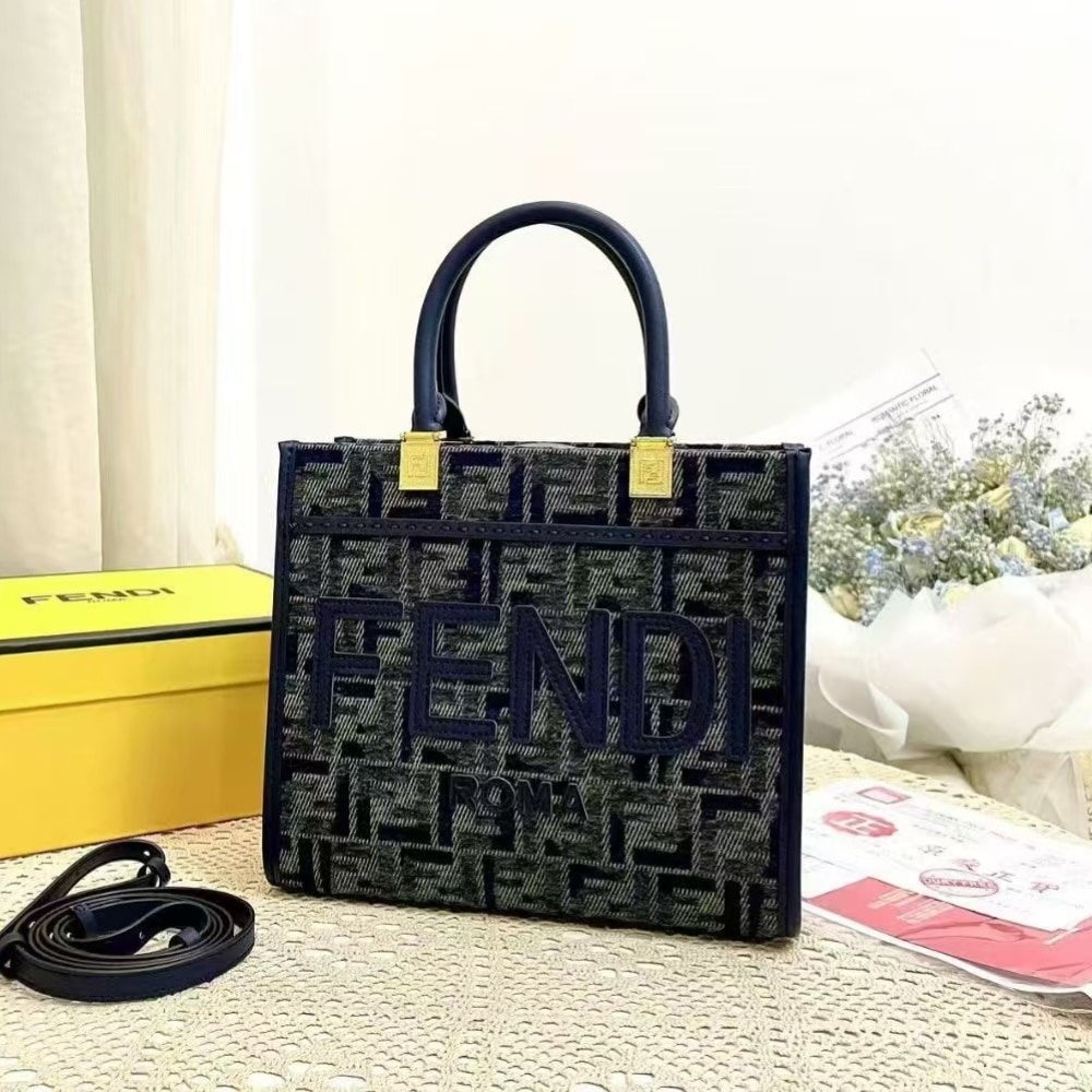 F**di Sunshine Small Ff Chenille Shopper Dark Blue 26Cm 8Bh394Asu0F1Pqk
