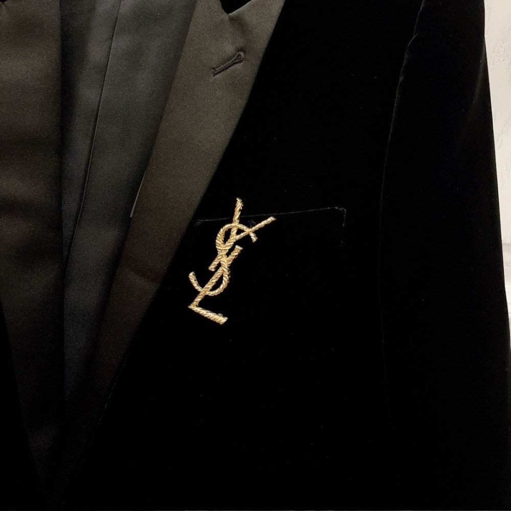 Sa1nt Lau*nt Y51 Brooch Gold