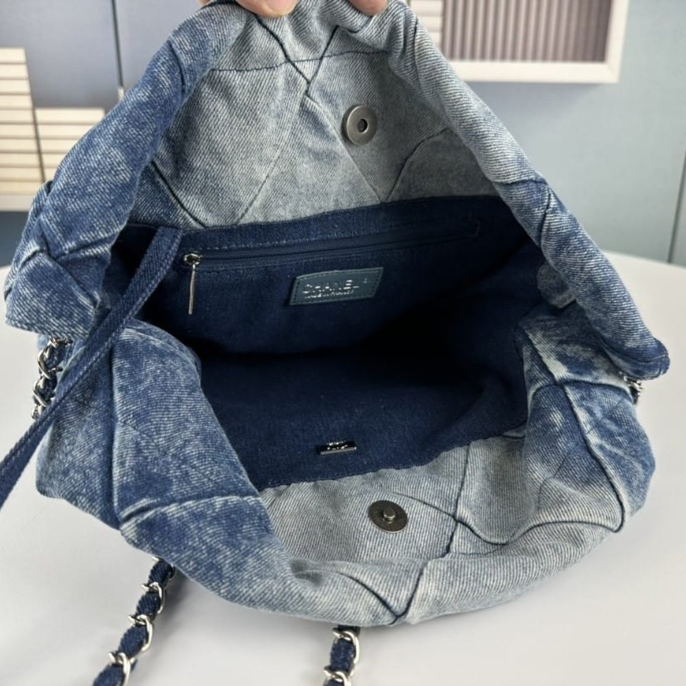 Ch**el 22 Handbag Washed Denim Silver Tone Metal Blue 41Cm AS3261 B10439 NM981