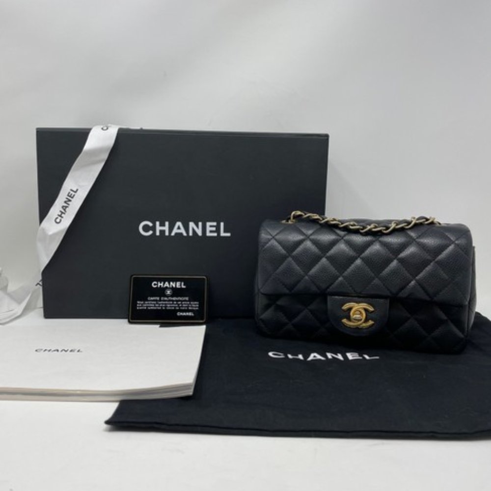 Ch**el Mini Classic Handbag Gold Tone Metal Black 20Cm A69900 Y04059 94305