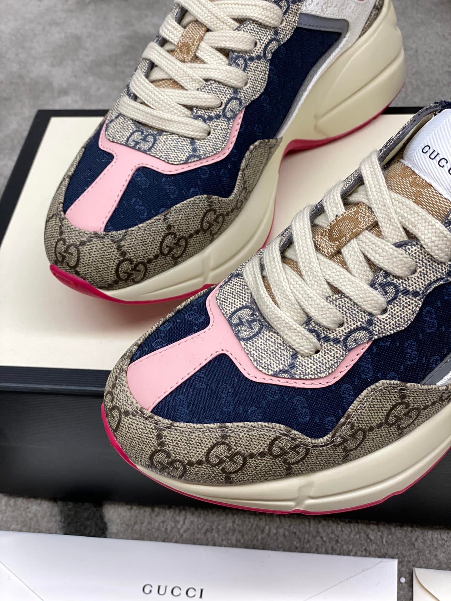 Gvc*1 Wmns Gg Rhyton Beige White Pink 620185 99Wf0 4371