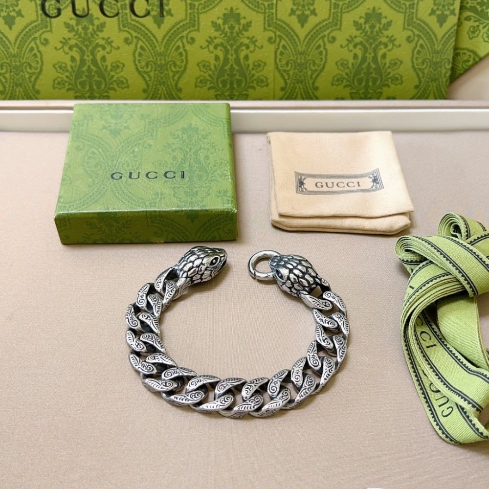 Gvc*1 Snake Bracelet Silver