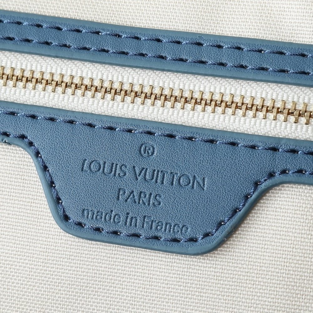 L0vis Vvtt0n Nevereverfull Denim Blue 31Cm N00198
