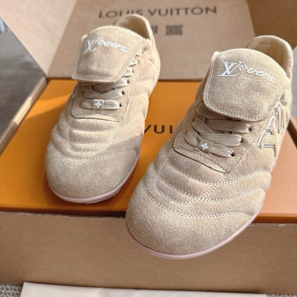 L0vis Vvtt0n Lv Footprint Soccer Beige 1Ahtx8