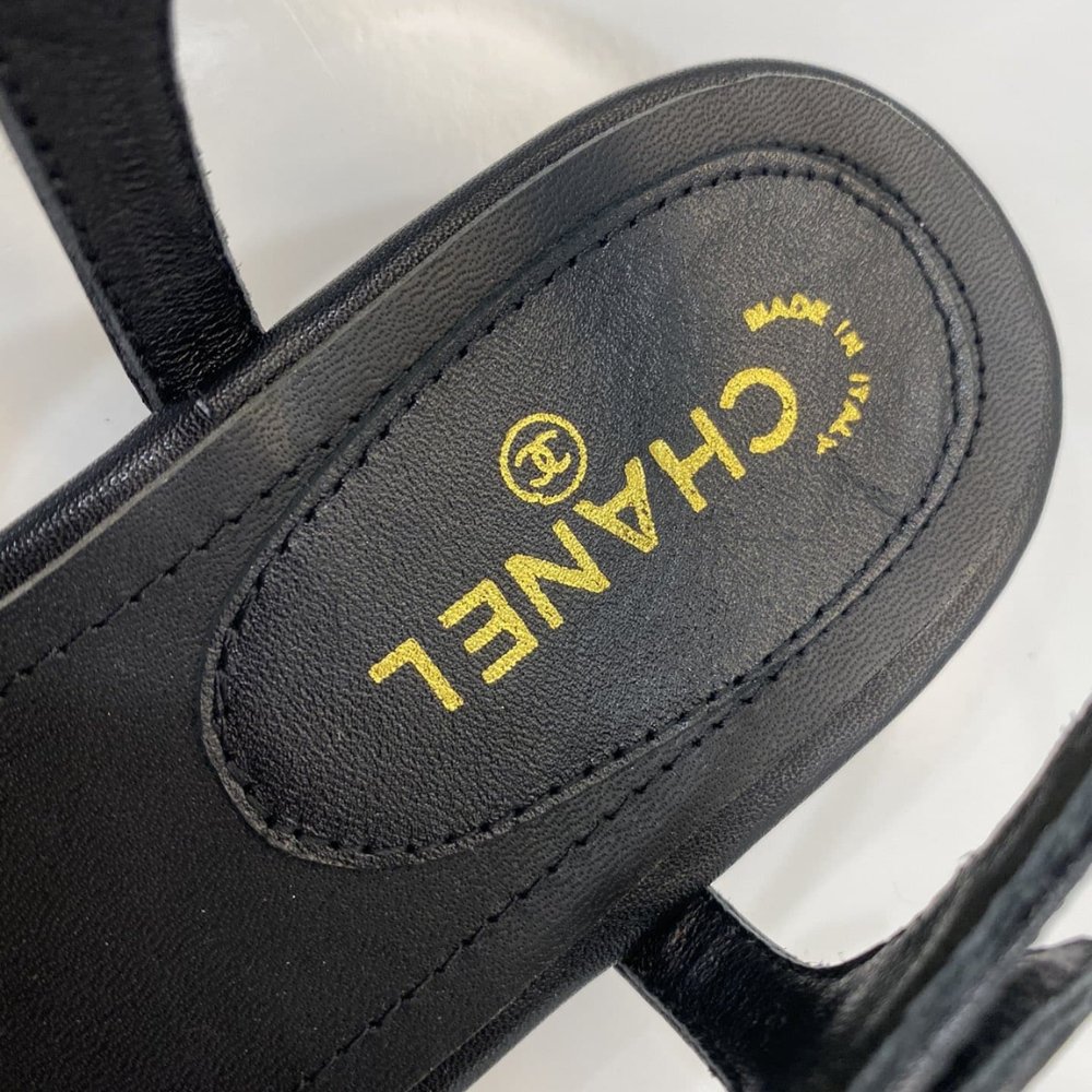 Ch**el Gold Cc Logo Thong Sandals Black