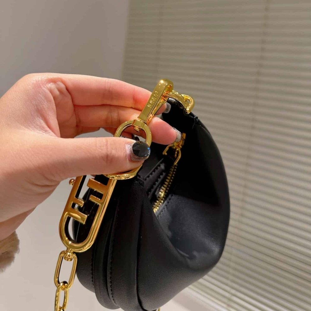 F**di Nano F**digraphy Black Leather Charm 16Cm 7AS089A5DYF1HEJ