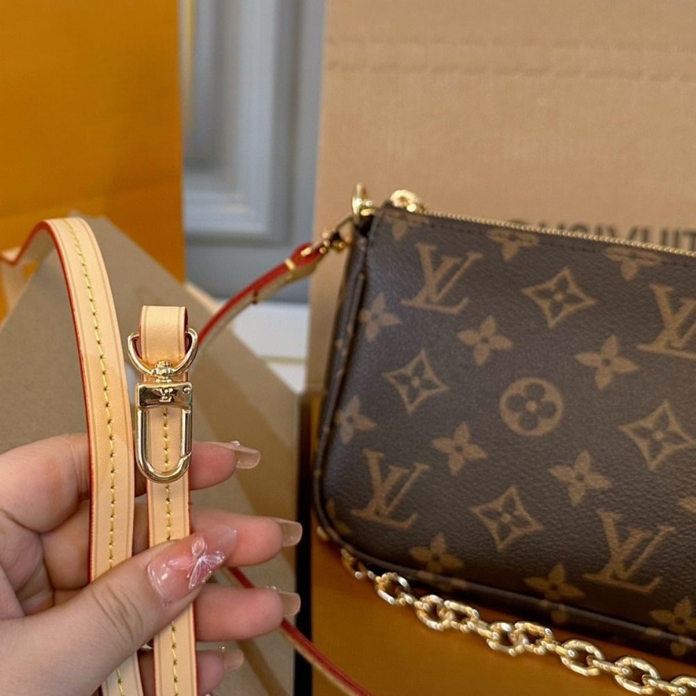 L0vis Vvtt0n Pochette Accessoires Monogram Bag Brown 23Cm