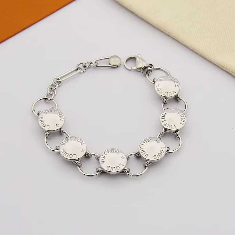 L0vis Vvtt0n Lv Studs Bracelet Silver M1146A