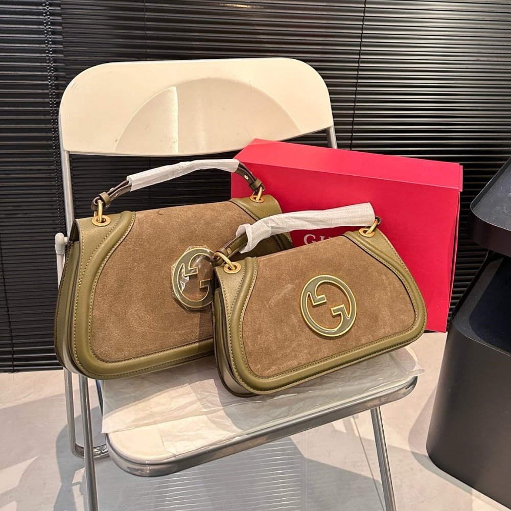Gvc*1 Blondie Small Shoulder Bag Dark Green Suede 26Cm 815715 Caaau 3027