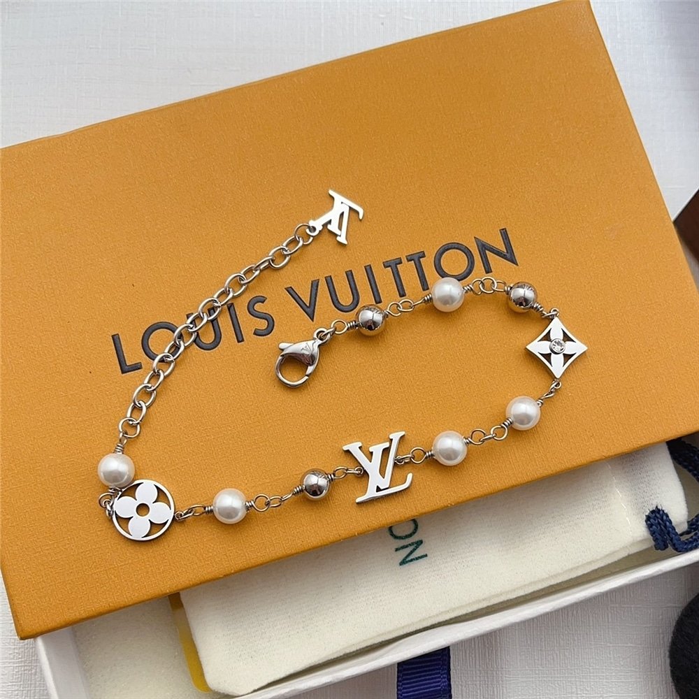 L0vis Vvtt0n Lv Pearls Bracelet Silver M1384A