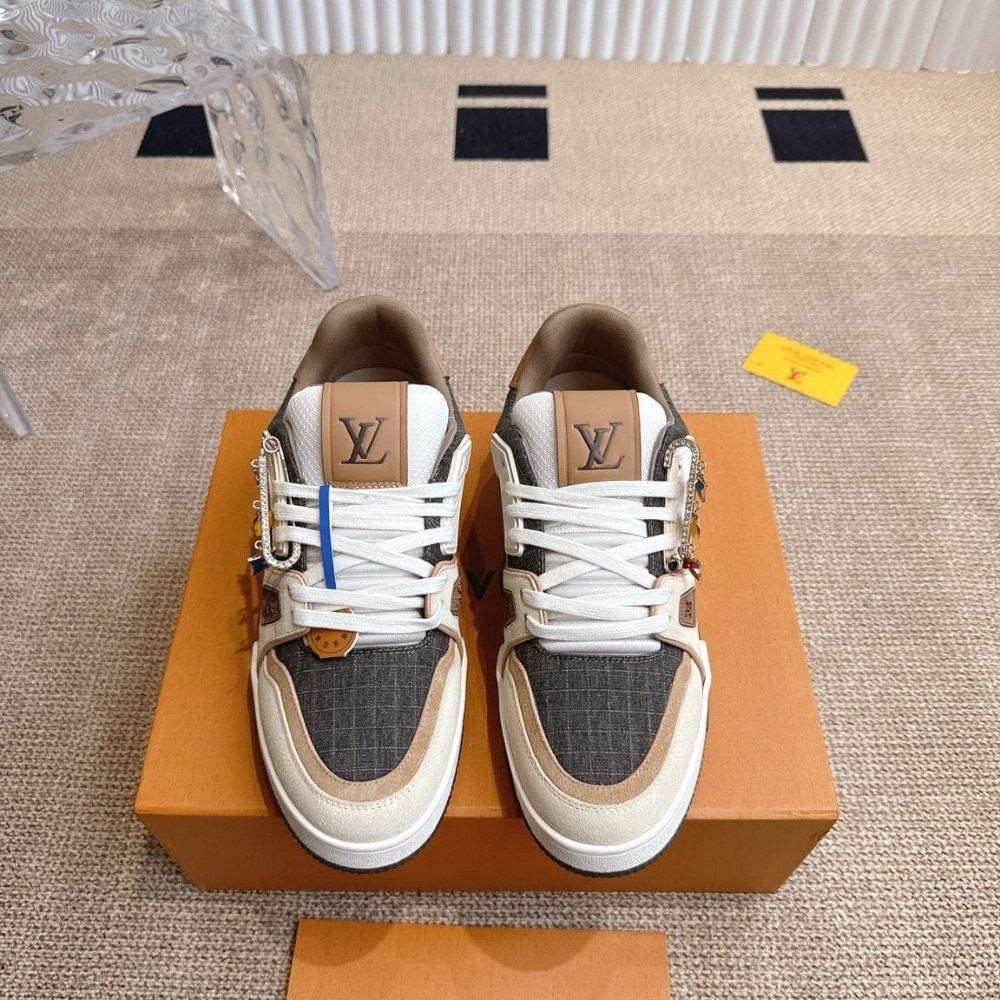 L0vis Vvtt0n Lv Trainer Outdoor Sneaker Brown 1Ahtfn