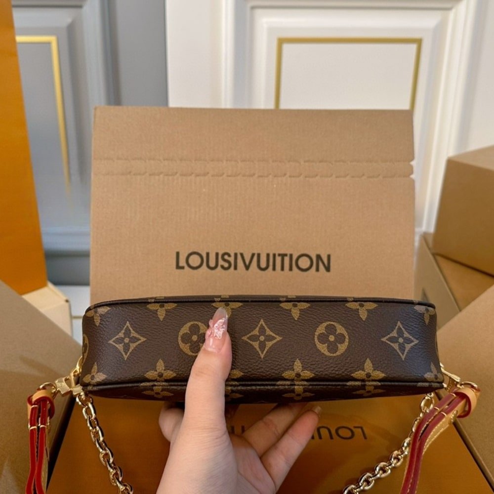 L0vis Vvtt0n Pochette Accessoires Monogram Bag Brown 23Cm