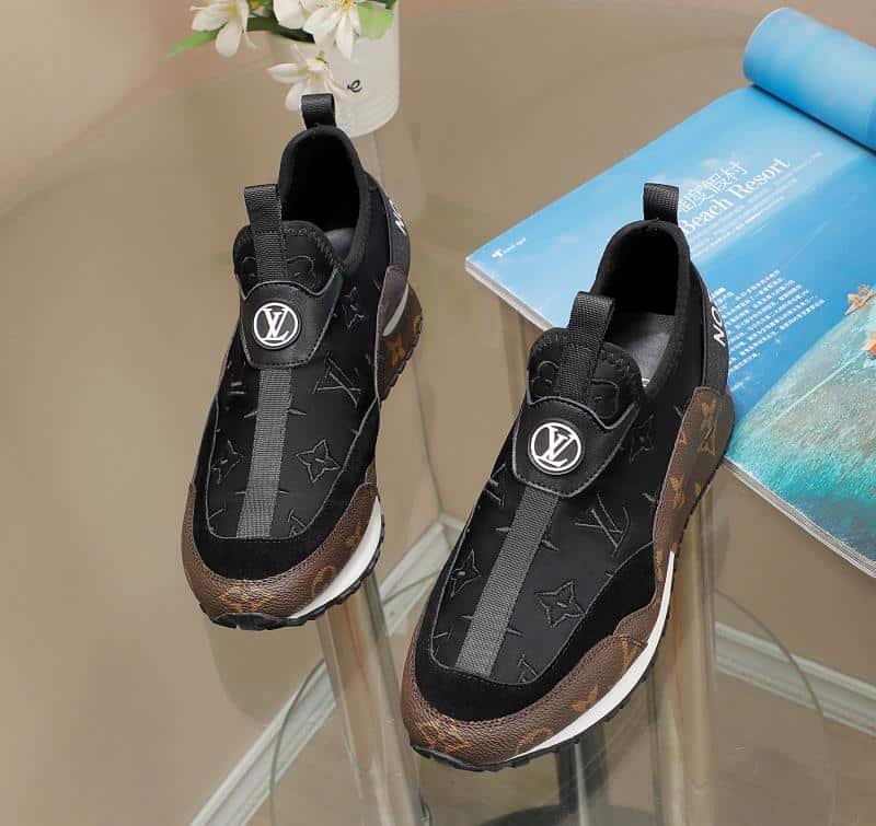 L0vis Vvtt0n Run Away Sneaker Monogram Brown