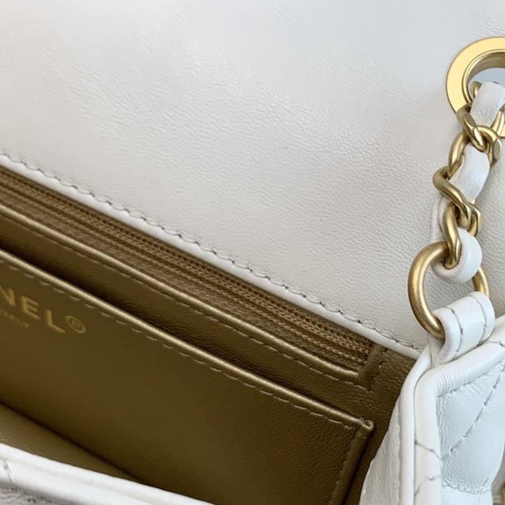 Ch**el Mini Flap Bag With Pearls White 20Cm As1787 B02916 10601