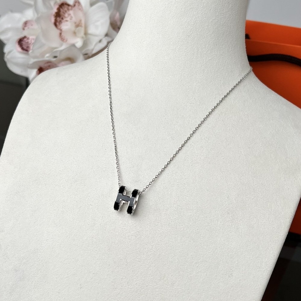 H**me5 Mini Pop H Pendant Necklace Black And Silver