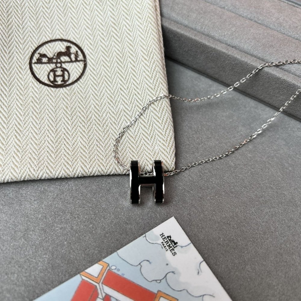H**me5 Mini Pop H Pendant Necklace Black And Silver