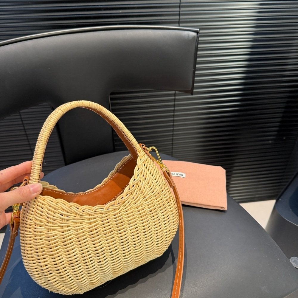 M1um1u Wander Wicker Hobo Bag Tan And Caramel 13Cm 5Bc125 2Bvu F0Kfz V Ooo