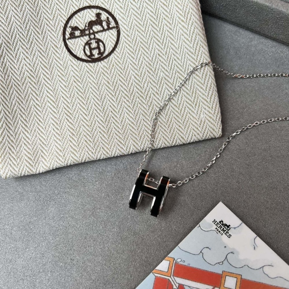H**me5 Mini Pop H Pendant Necklace Black And Silver