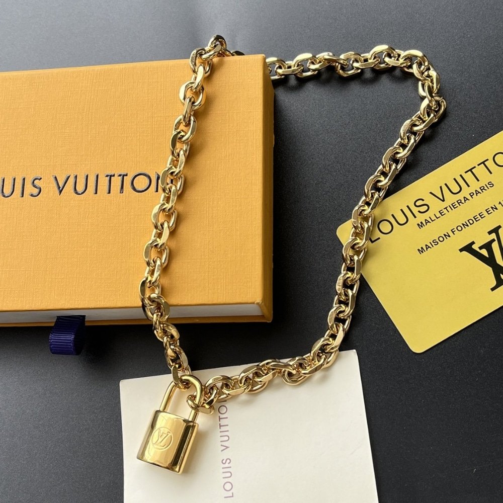 L0vis Vvtt0n Lv Edge Necklace Cadenas Mp2993
