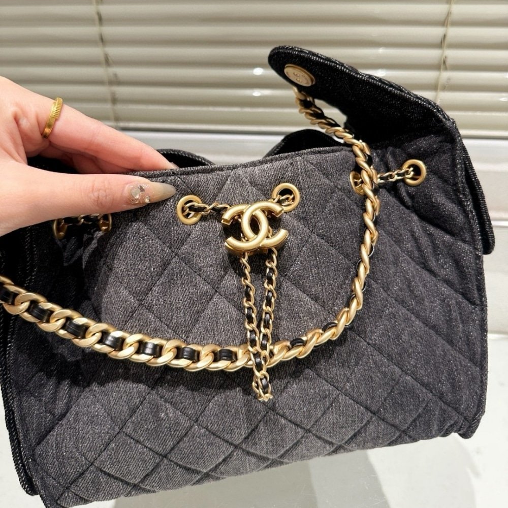 Ch**el 25 Small Handbag Washed Denim Black 26Cm As5293 B20520 U0725