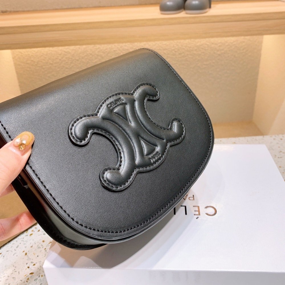 Ce1i*e Folco Cuir Triomphe In Smooth Black 18Cm 198263Du3 38No