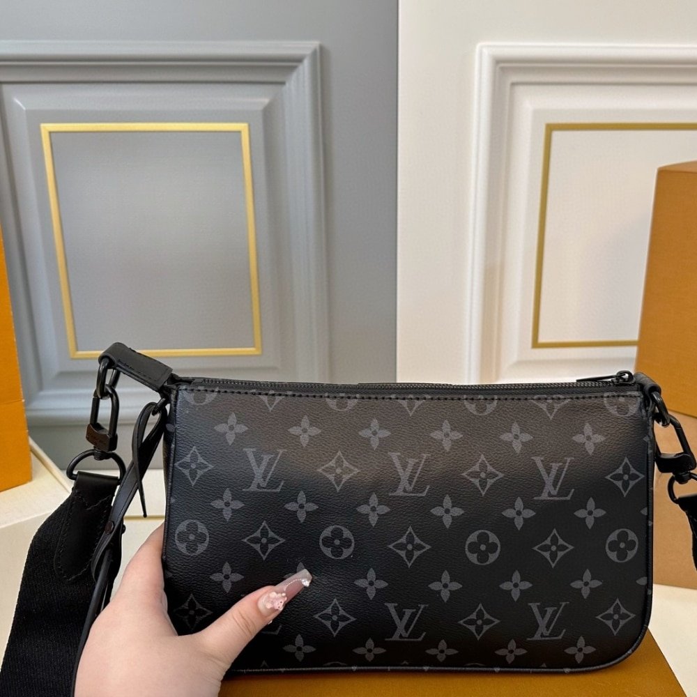 L0vis Vvtt0n Pochette Accessoire Xl Black 27Cm M11741