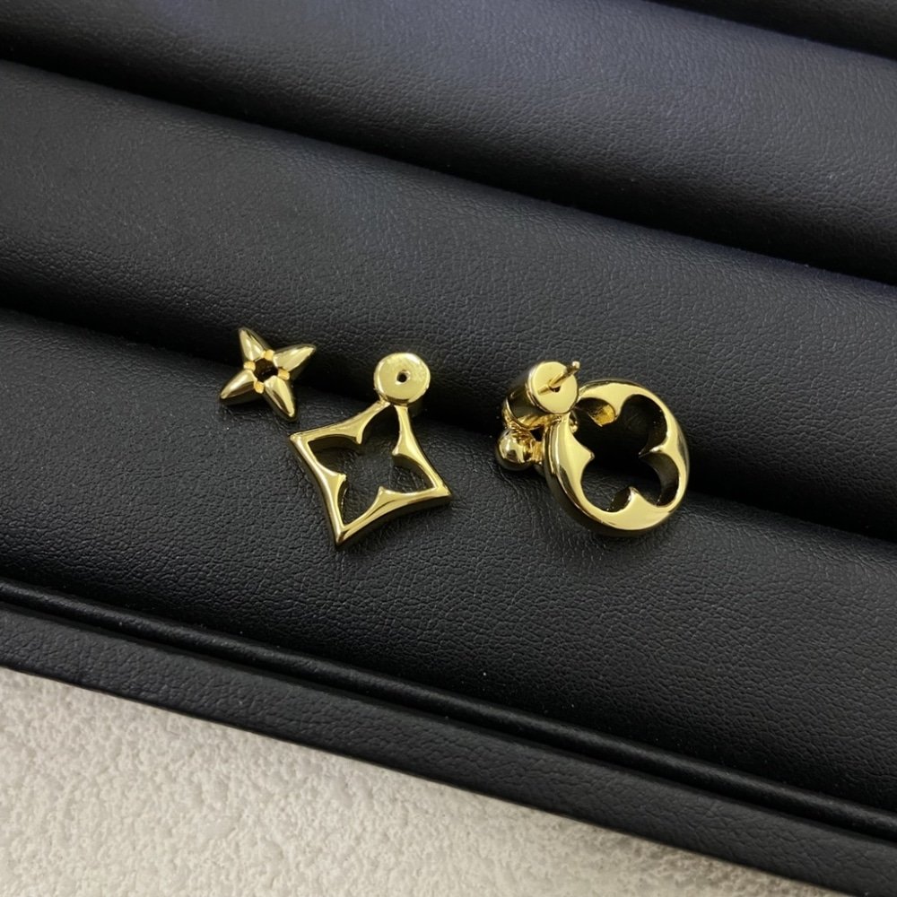 L0vis Vvtt0n Lv Flowergram Earrings Gold M00770