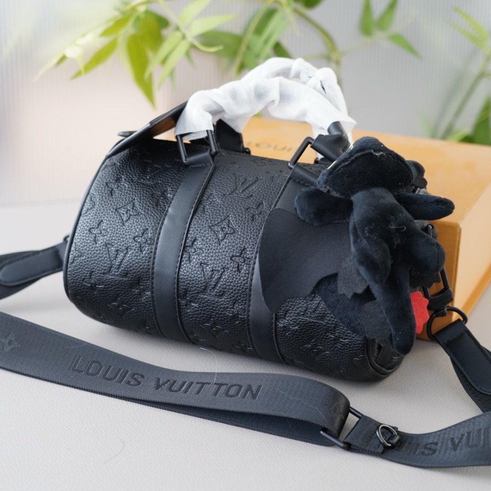 L0vis Vvtt0n Keepall Bandoulière 25 Monogram Taurillon Black 24Cm M20900