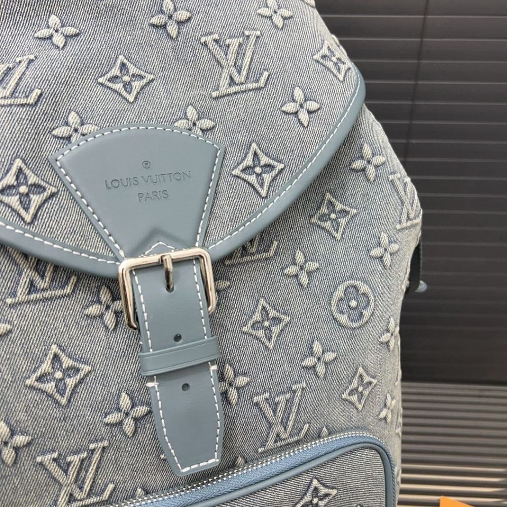 L0vis Vvtt0n Montsouris Rucksack Monogram Wash Blue 32Cm
