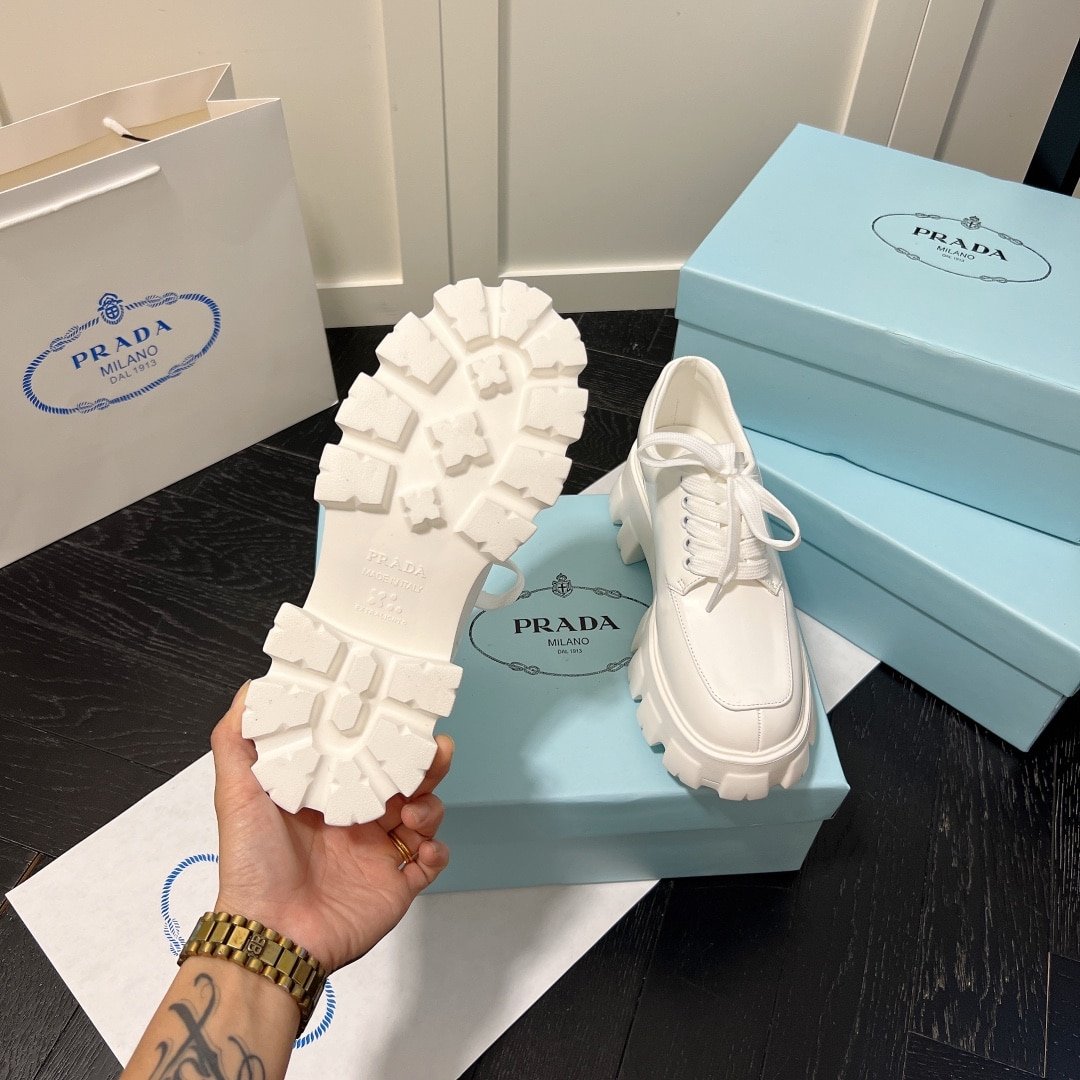Pra*a Smooth Leather Oxford Loafers White