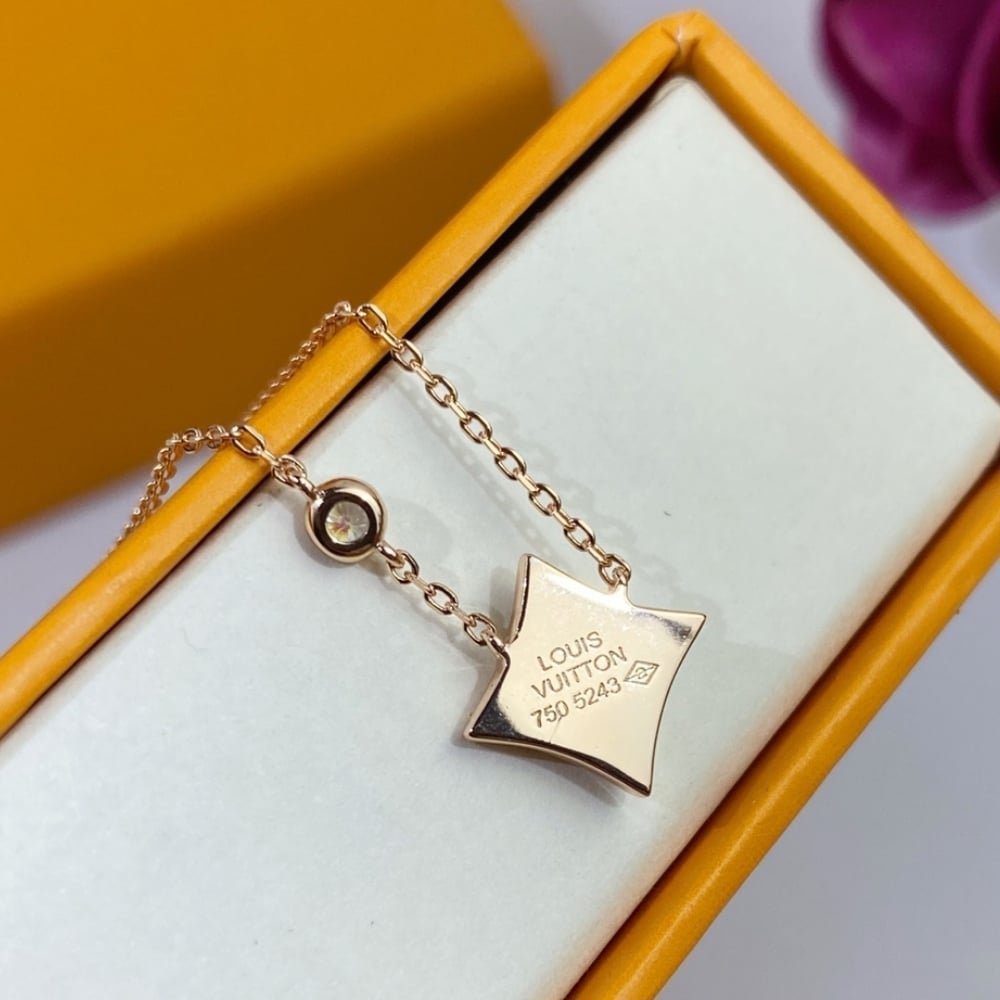 L0vis Vvtt0n Color Blossom Bb Star Necklace Green Q93894